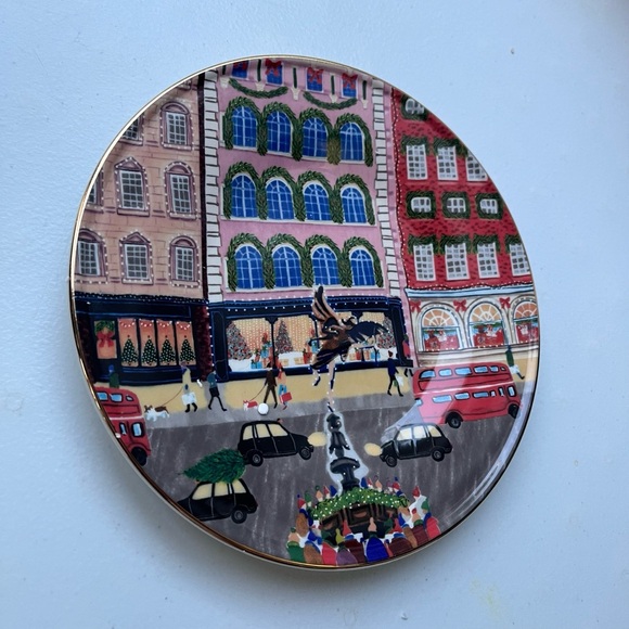 NIB Anthropologie 2022 year Holiday in the City LONDON Dessert Plate Christmas - Picture 7 of 9